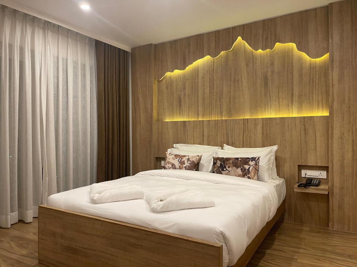 Stay Inn Hotel And Apartment 포카라 외부 사진